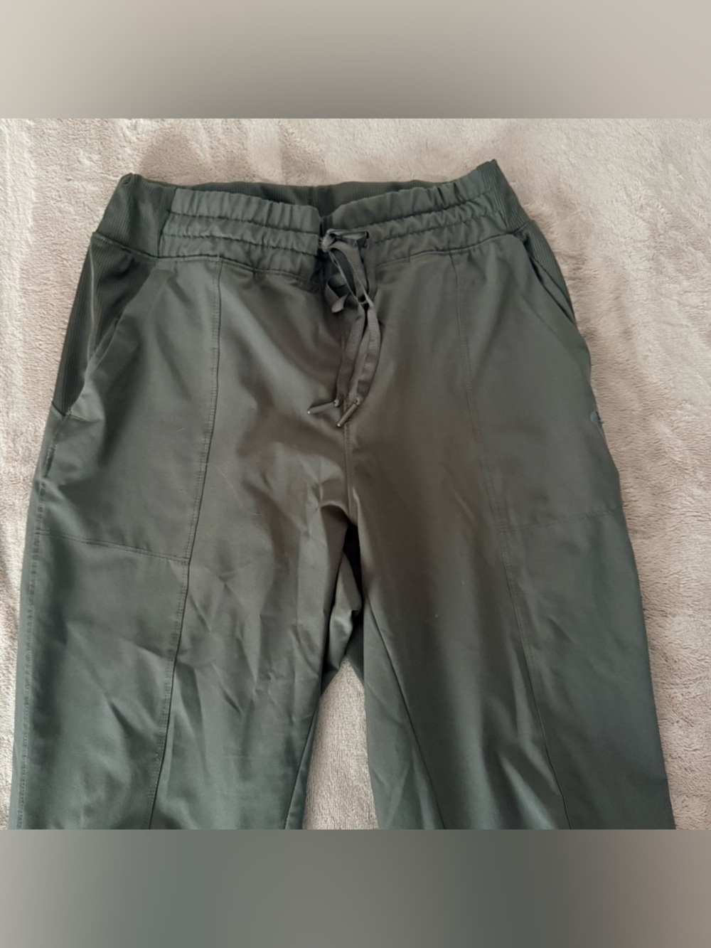 Apana Olive Drawstring Athletic Joggers